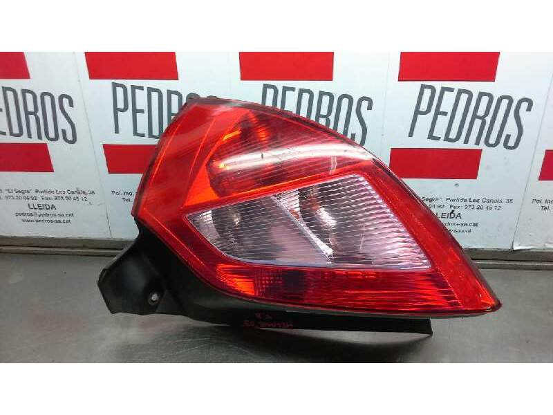 Recambio de piloto trasero derecho para » otros... premium 370 26 g 6x2 referencia OEM IAM 8200073237  30621