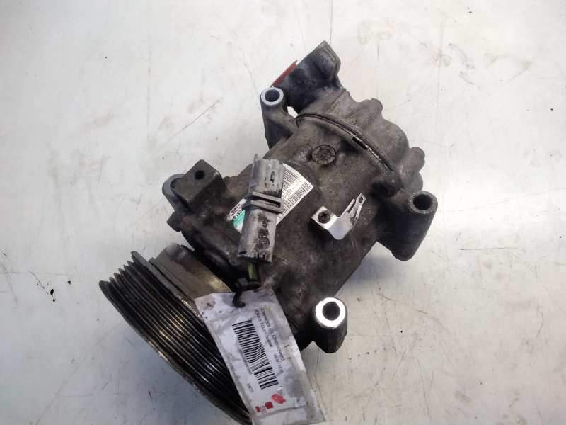 Recambio de compresor aire acondicionado para renault clio iii exception referencia OEM IAM 8200651251  