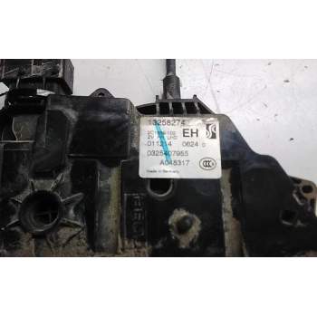 Recambio de cerradura puerta delantera derecha para opel meriva b excellence referencia OEM IAM 13258274  