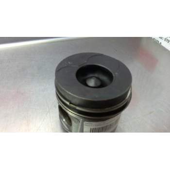 Recambio de piston para renault scenic ii luxe privilege referencia OEM IAM   