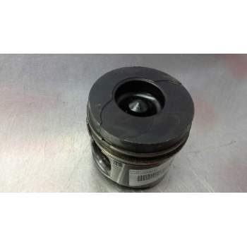 Recambio de piston para renault scenic ii luxe privilege referencia OEM IAM   