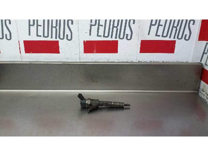 Recambio de inyector para renault scenic ii luxe privilege referencia OEM IAM 044510 110B  