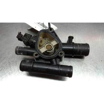 Recambio de caja termostato para renault scenic ii luxe privilege referencia OEM IAM   