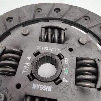 Recambio de disco embrague para nissan micra (k12e) 1.4 cat referencia OEM IAM 30100AY100  93338