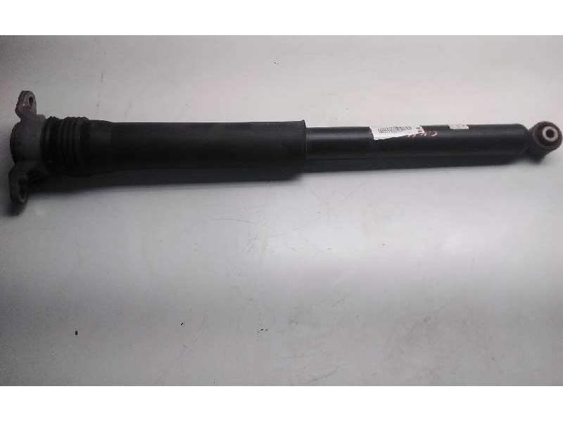 Recambio de amortiguador trasero derecho para mazda cx-30 referencia OEM IAM DGK928700  