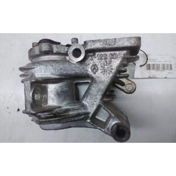 Recambio de soporte valvula egr para renault scenic ii luxe privilege referencia OEM IAM   