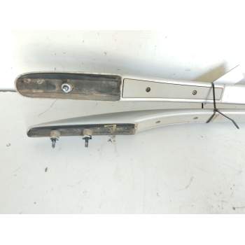 Recambio de barras techo para ssangyong rexton w / rexton 2.0 xdi referencia OEM IAM 7985008110  