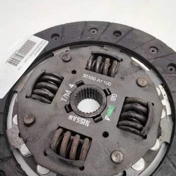Recambio de disco embrague para nissan micra (k12e) 1.4 cat referencia OEM IAM 30100AY100  93338