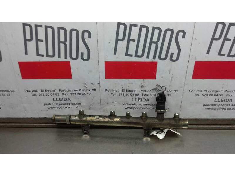 Recambio de rampa inyectora para renault scenic ii luxe privilege referencia OEM IAM 0445214024  