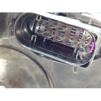 Recambio de faro derecho para ford focus iii sedán 1.0 ecoboost referencia OEM IAM F1EB13W029  