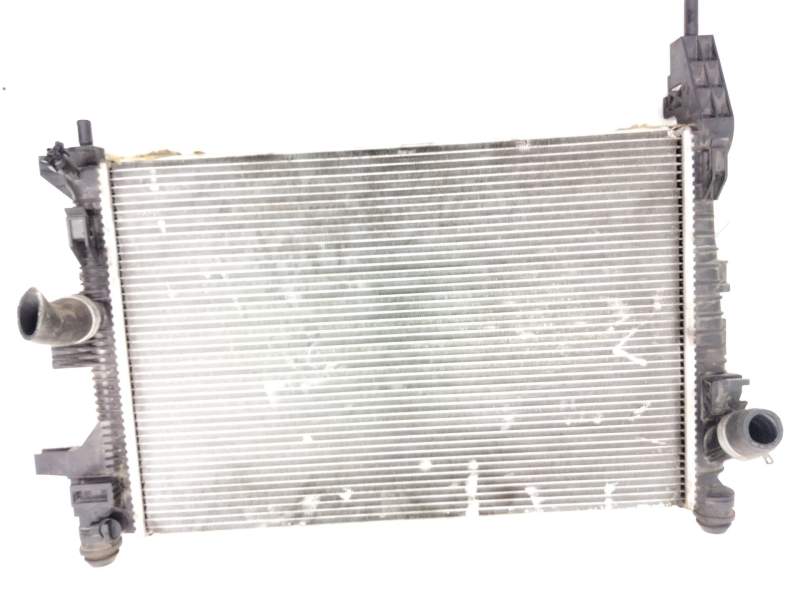 Recambio de radiador agua para ford focus iii sedán 1.0 ecoboost referencia OEM IAM CV618005VC  