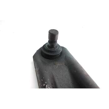Recambio de brazo suspension inferior delantero derecho para ford fiesta (cb1) trend referencia OEM IAM 8V512042BG  