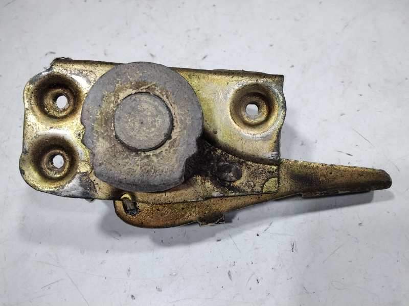 Recambio de cerradura puerta delantera derecha para seat 600 referencia OEM IAM   
