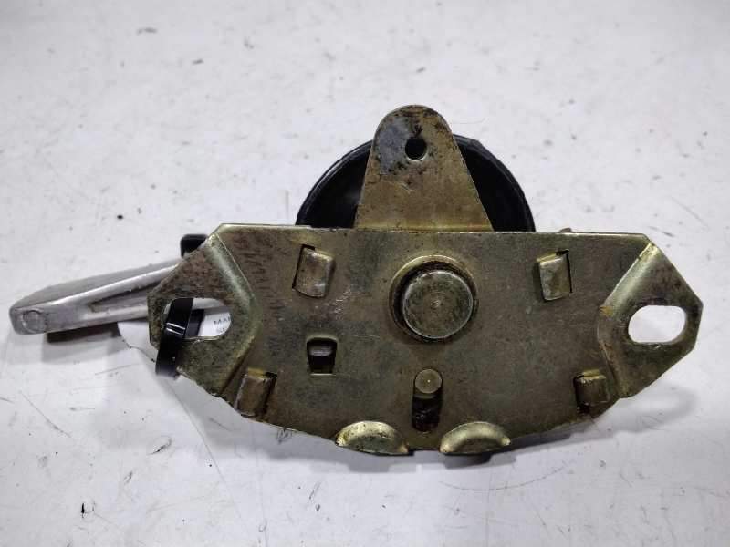 Recambio de maneta interior delantera derecha para seat 600 referencia OEM IAM   