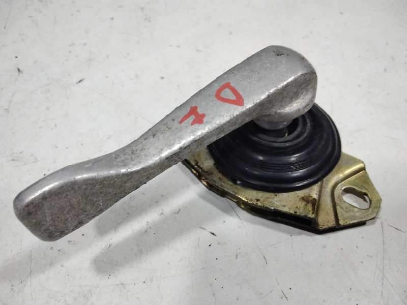 Recambio de maneta interior delantera izquierda para seat 600 referencia OEM IAM   