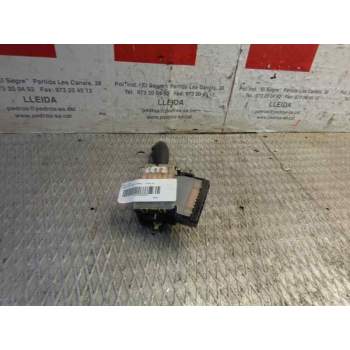 Recambio de mando luces para hyundai getz (tb) 1.1 básico referencia OEM IAM 32932A 934101G000 32932A PA66GF30