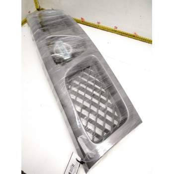 Recambio de rejilla delantera para nissan terrano/terrano.ii (r20) 2.7 turbodiesel referencia OEM IAM 1966I01 GRIS 