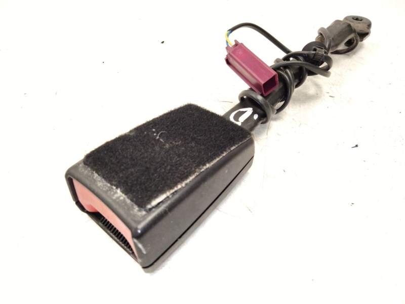 Recambio de enganche delantero derecho para ford focus iii 1.0 ecoboost referencia OEM IAM BM5161208  