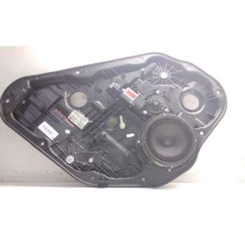 ELEVALUNAS TRASERO DERECHO F06CR35DW 