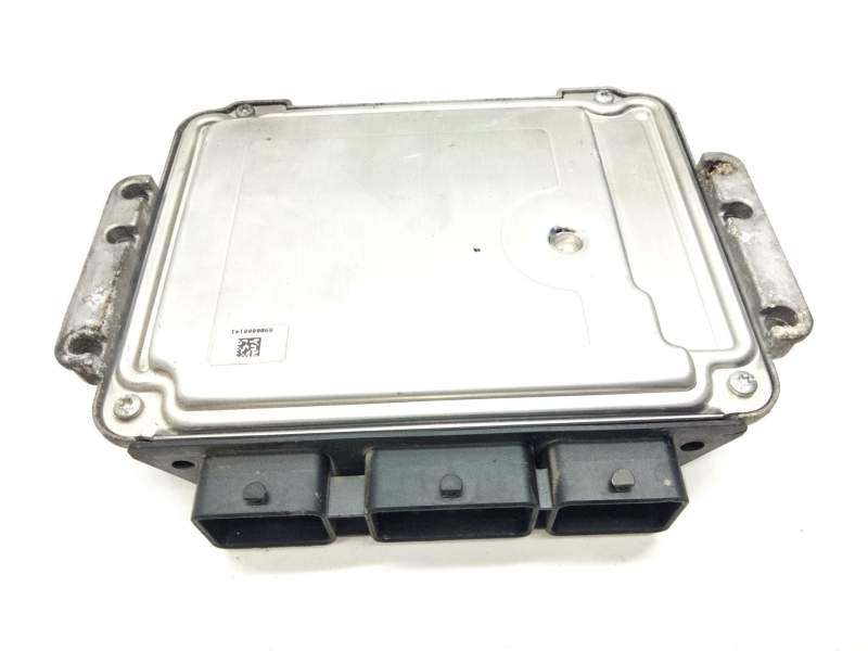 Recambio de centralita motor uce para peugeot 5008 (0u_, 0e_) 1.6 hdi referencia OEM IAM 8200311539 0281011969 