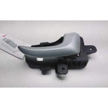 Recambio de maneta interior delantera derecha para hyundai i30 (gd) 1.6 crdi cat referencia OEM IAM 82623GD000  