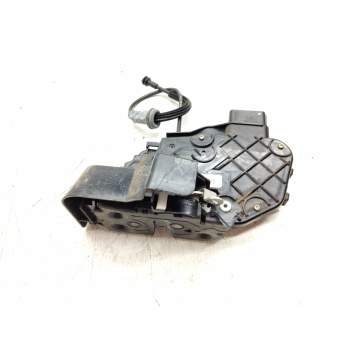 Recambio de cerradura puerta trasera derecha para volvo s40 berlina 2.0 diesel cat referencia OEM IAM 30699803  