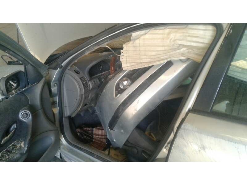 renault laguna ii (bg0) del año 2003