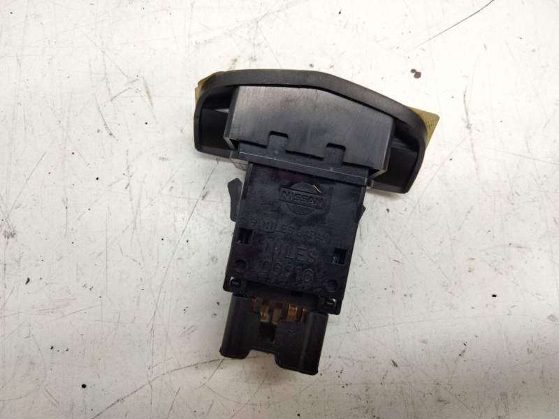Recambio de warning para nissan primera (p12) 1.6 referencia OEM IAM 25290AU000  