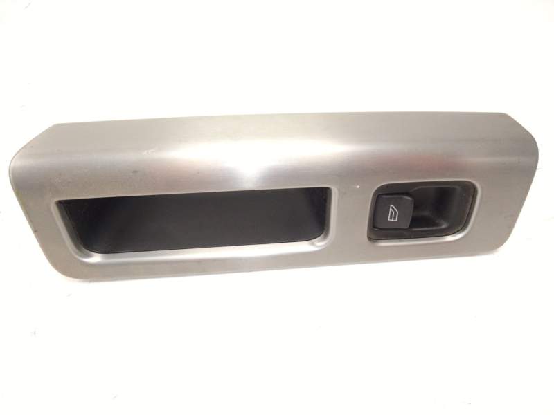 Recambio de mando elevalunas trasero derecho para volvo s40 berlina 2.0 diesel cat referencia OEM IAM   