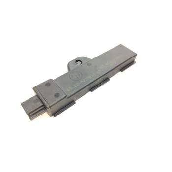 Recambio de antena para bmw serie 5 lim. (f10) 520d referencia OEM IAM 922083202  