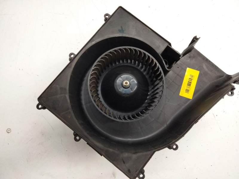 Recambio de motor calefaccion para nissan primera (p12) 1.6 referencia OEM IAM 3025030352  