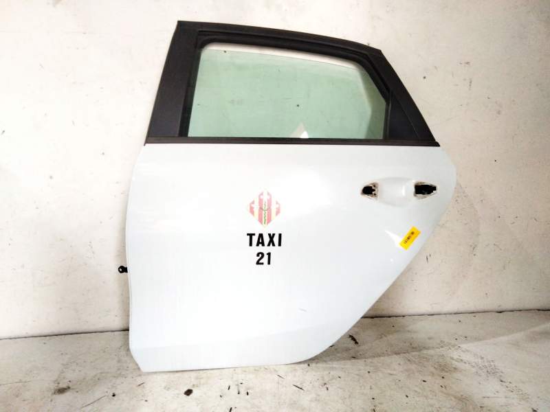 Recambio de puerta trasera izquierda para kia ceed (cd) 1.6 crdi 136 referencia OEM IAM 77003J7200  