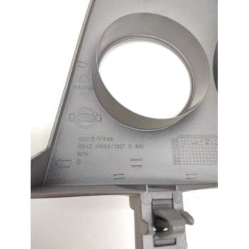 Recambio de cerquillo faro derecho para nissan terrano/terrano.ii (r20) 2.7 turbodiesel referencia OEM IAM 624107F GRIS 