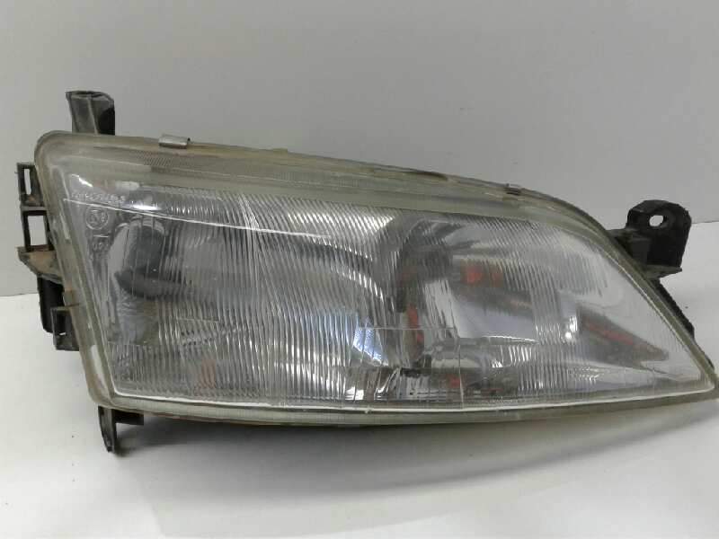 Recambio de faro derecho para opel vectra b berlina centenial referencia OEM IAM   