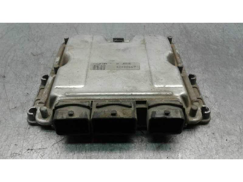 Recambio de centralita motor uce para peugeot 206 sw x-line referencia OEM IAM 0281010594 9642013980 BOSCH