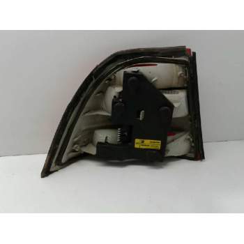 Recambio de piloto trasero derecho para opel vectra b berlina centenial referencia OEM IAM 37360748 90568049 