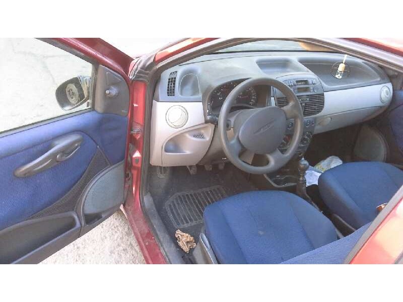 fiat punto berlina (188) del año 2001