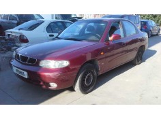 daewoo nubira berlina del año 1998