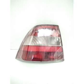 Recambio de piloto trasero izquierdo para opel vectra b berlina centenial referencia OEM IAM 37370748 90568047 37375383