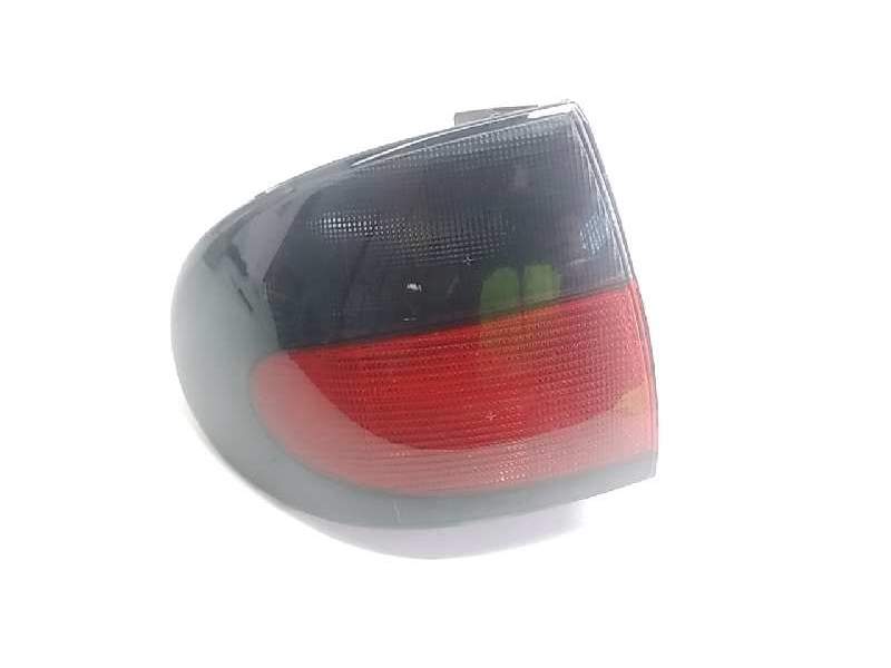 Recambio de piloto trasero izquierdo para renault megane i classic (la0) 1.9 dti alize referencia OEM IAM 7700838530  