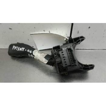 Recambio de mando limpia para volkswagen passat berlina (3b2) referencia OEM IAM KO301202032 4BO953503H 94402