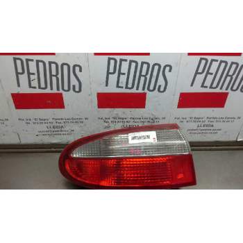 PILOTO TRASERO IZQUIERDO 033268L 31953