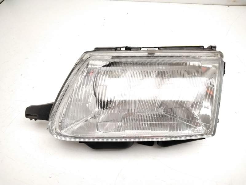 Recambio de faro derecho para citroën saxo referencia OEM IAM 203688B TIENDA 32201