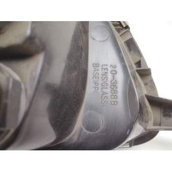 Recambio de faro derecho para citroën saxo referencia OEM IAM 203688B TIENDA 32201