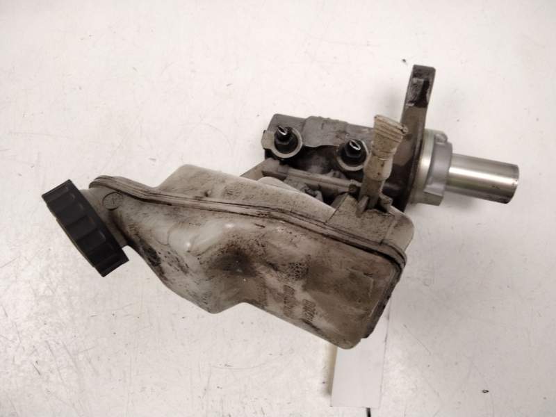 Recambio de bomba freno para peugeot 5008 ii (mc_, mj_, mr_, m4_) 1.6 bluehdi 120 referencia OEM IAM   