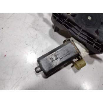 Recambio de elevalunas delantero izquierdo para renault clio ii fase ii (b/cb0) authentique referencia OEM IAM 0130822020  