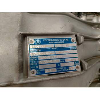 Recambio de caja cambios para nissan nt500 35.15 referencia OEM IAM 32010LC40A  