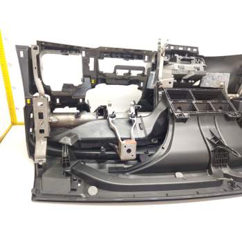 Recambio de salpicadero para citroën c4 cactus referencia OEM IAM 16351278BV  