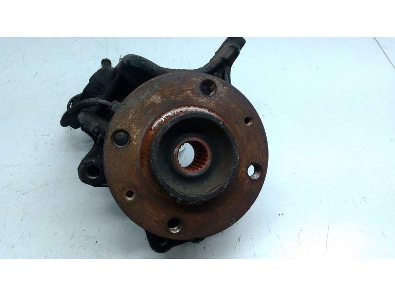 Recambio de mangueta delantera izquierda para peugeot 207/207+ (wa_, wc_) 1.4 hdi referencia OEM IAM 364690  
