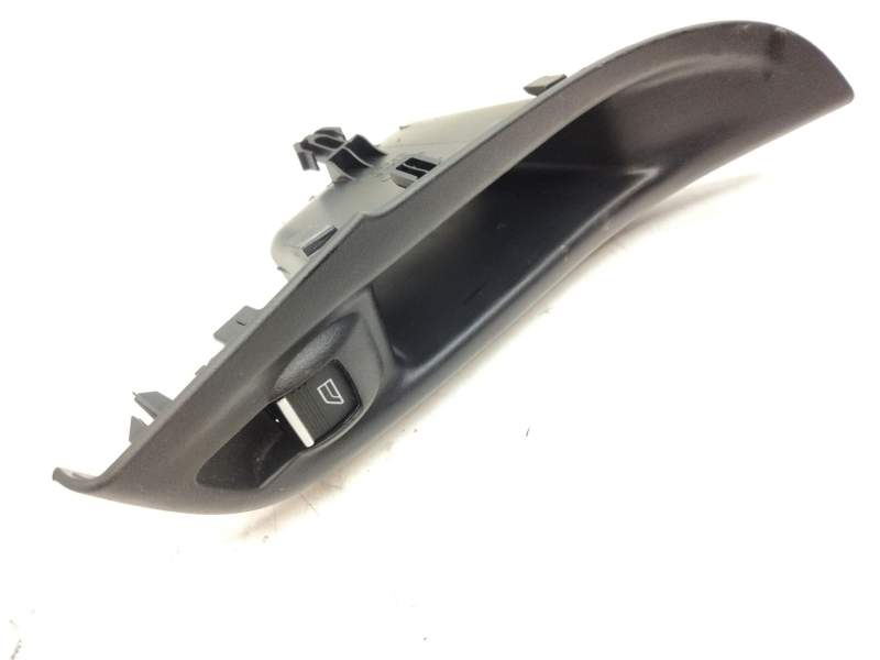 Recambio de mando elevalunas trasero derecho para ford focus iii sedán 1.0 ecoboost referencia OEM IAM BM51A237W20  